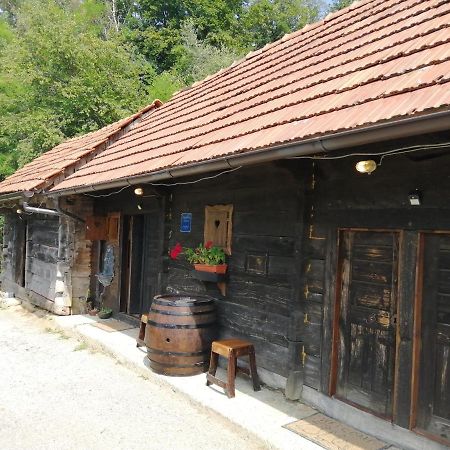 Robinzonski Smjestaj Tepes Tuheljske Toplice Exterior photo